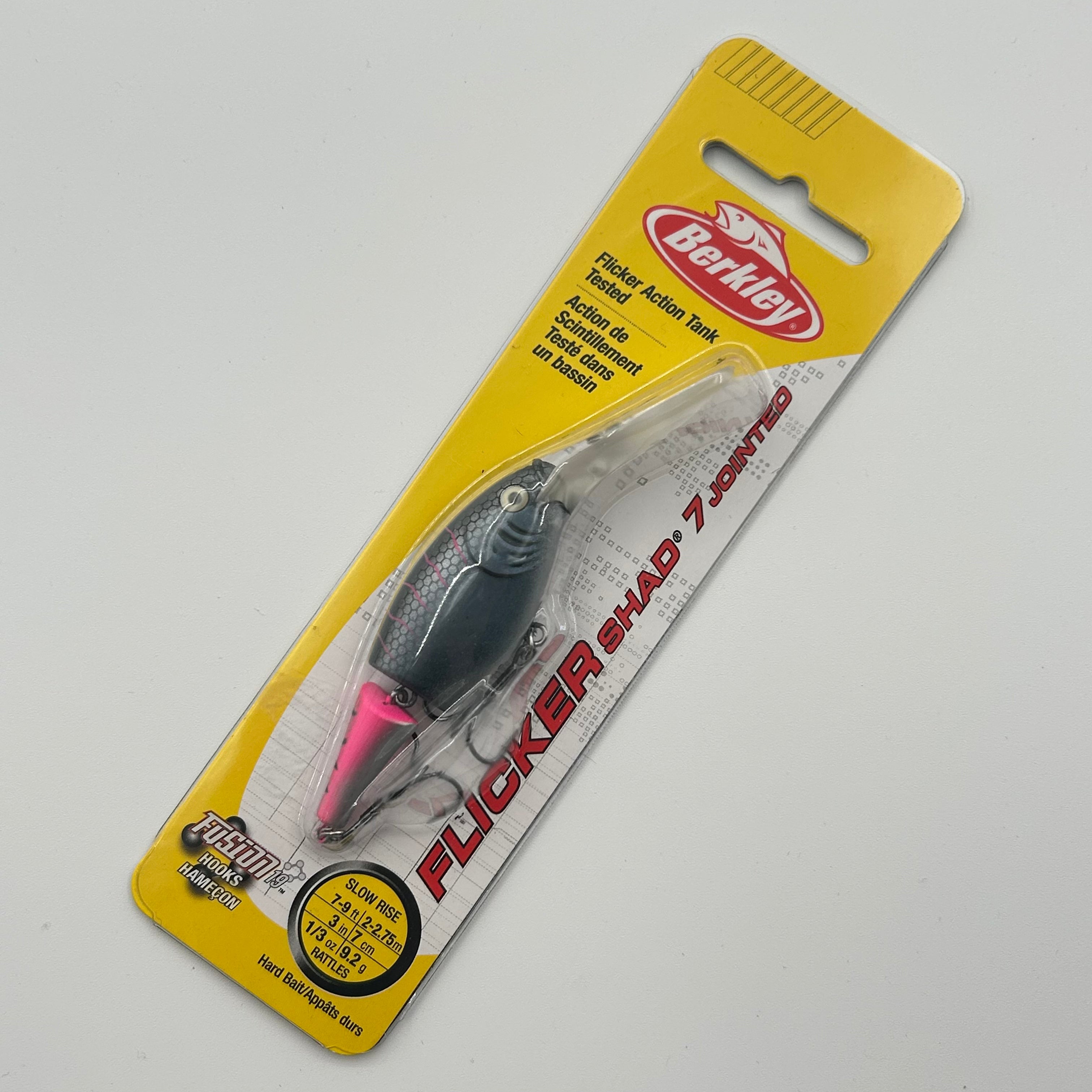 Berkley Flicker Shad Wobbler / Kunstköder mit Drillingshaken schwarz/pink 9,2g