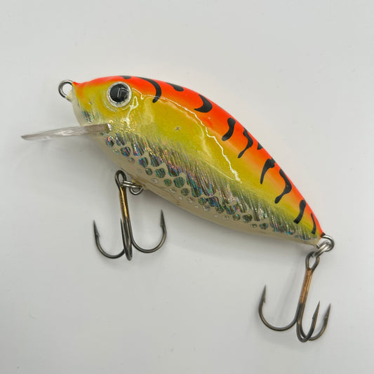Jaxon Holo Select Tingo F Wobbler / Kunstköder mit Drillingshaken 22g