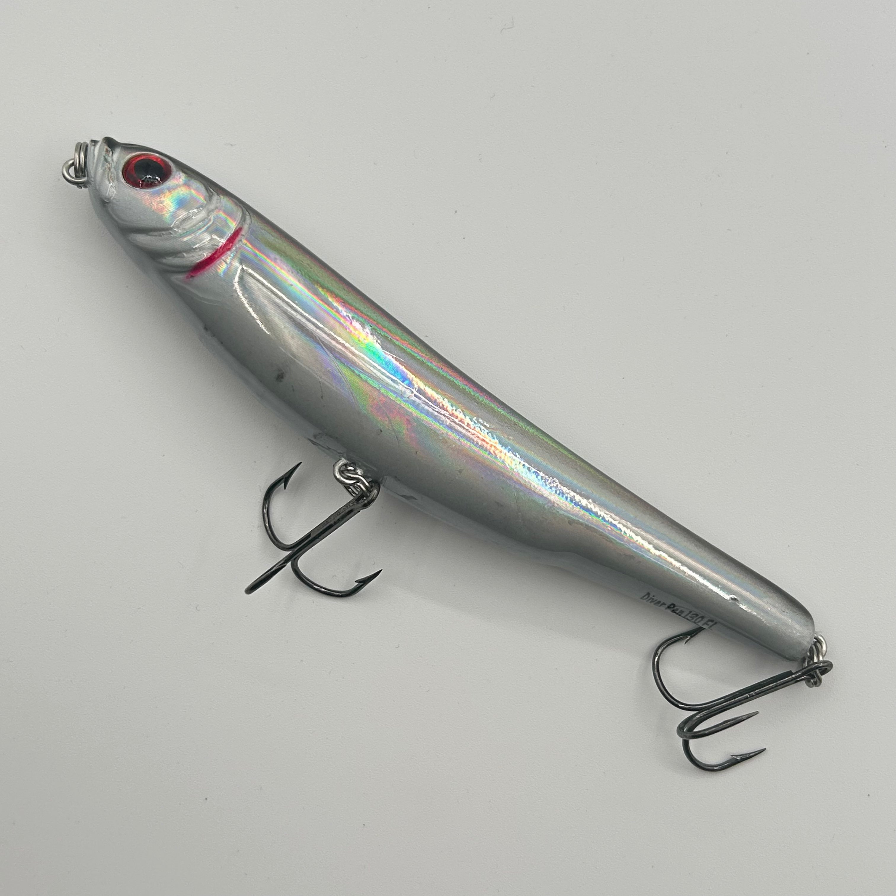 Balzer Shirasu Diver Pen 130 FL Wobbler / Kunstköder mit Drillingshaken 27g
