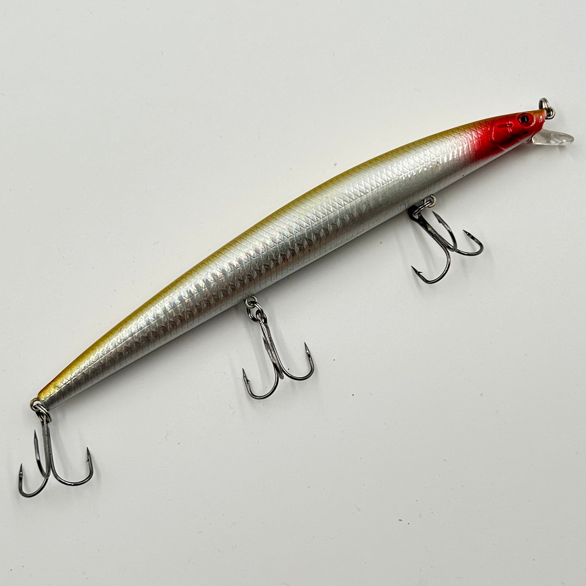 Macho Fishing Wobbler / Kunstköder mit Drillingshaken gelb